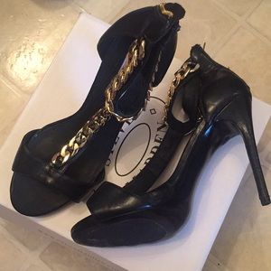 Black leather gold chain sandal